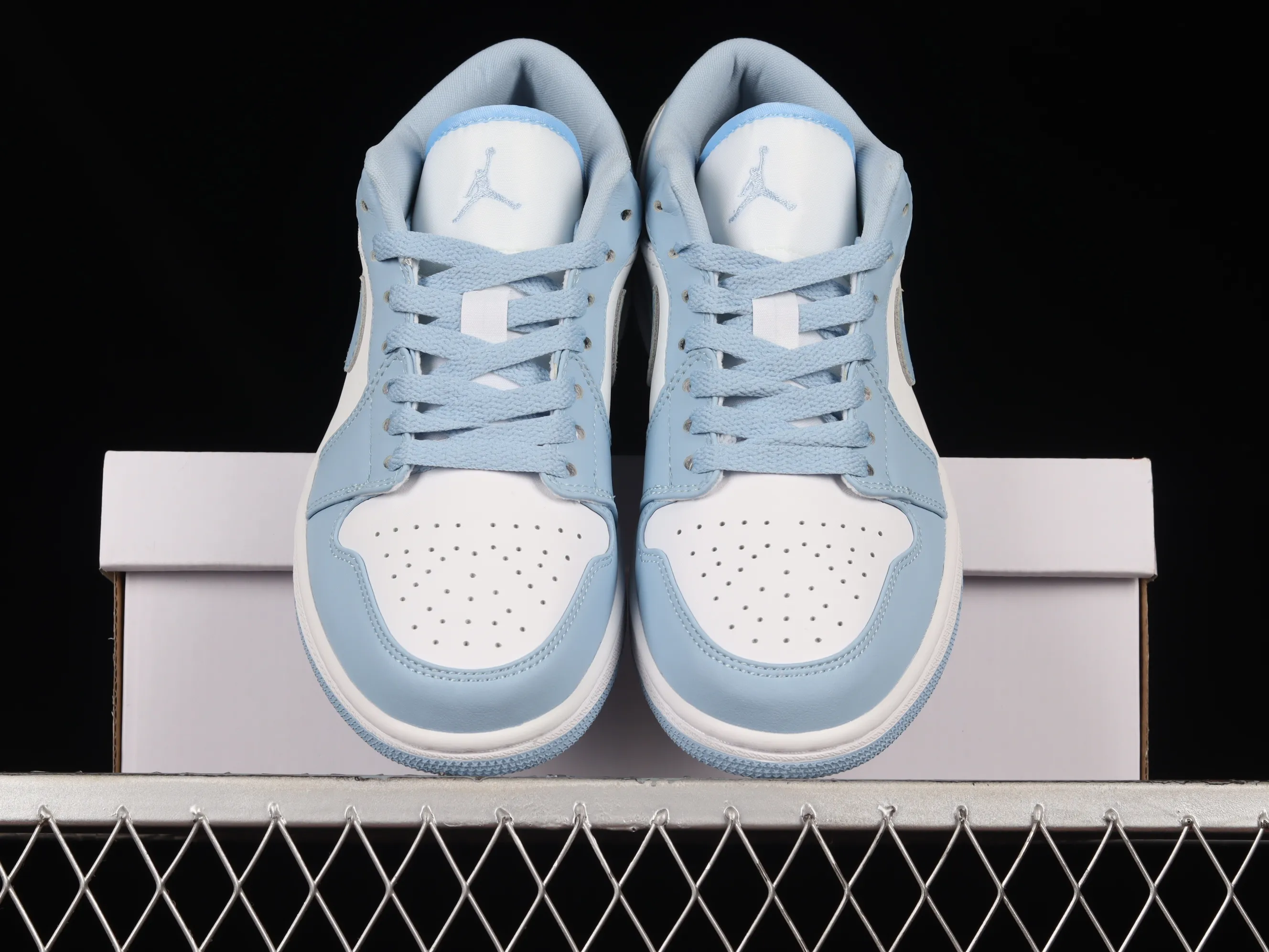 All categories Air Jordan Jordan series basketball shoes Air Jordan 1 Low Z version Air Jordan 1 Low "Aluminum" AJ1 Joe 1 new North Carolina blue DC0774-141